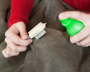remove neosporin from clothing